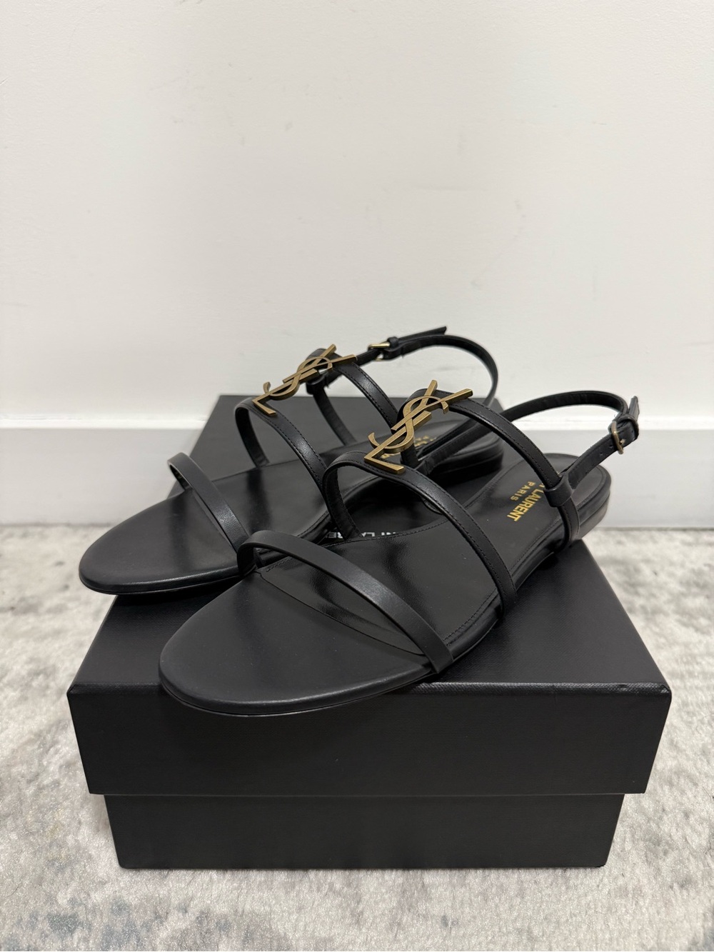 Saint Laurent Women’s New Cassandra Flat  Sandals Black Size 38 EU / 8 US - NEW